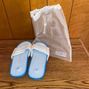 True blue spa shoes